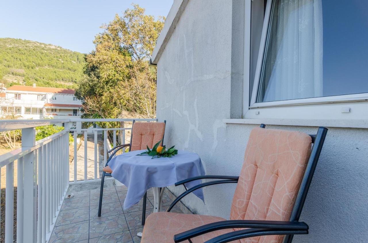 Apartments With A Parking Space Zuljana, Peljesac - 4574 Екстер'єр фото