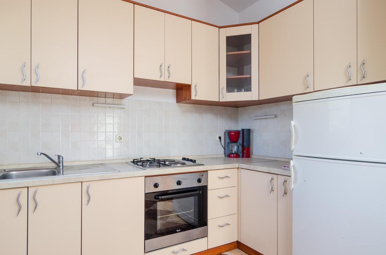 Apartments With A Parking Space Zuljana, Peljesac - 4574 Екстер'єр фото
